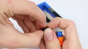 How to Build a Mini LEGO Oreo Machine