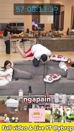 GARRY SUDDENLY HANDSTANDS ON THE SOFA?! GRACE IS AUTO SURPRISED 😭🤸