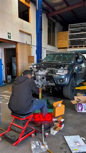 Mitsubishi Triton Engine Rebuild with Mr Hood – Back to Life! | SLG Automotive