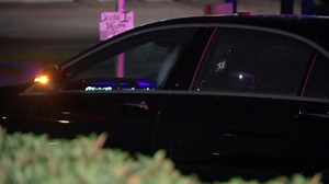 Man shot in neck while driving near Greenway Plaza, police say