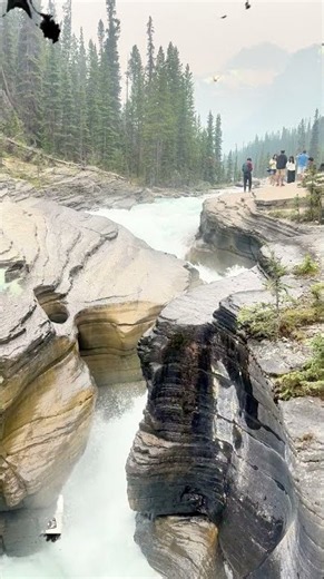 5-Day Canadian Rockies Road Trip Itinerary | Complete Banff Travel Route Guide