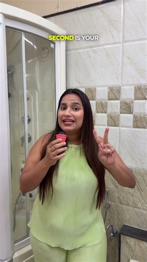 🩸 How to Insert a Menstrual Cup1️⃣