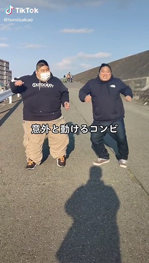 力士の220kg受け身と120kgバク転を紹介