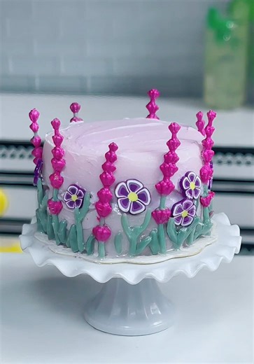 Let’s make a Lavender CAKE! 💜 Miniverse Make It Mini From Scratch REMIX @Miniverse #miniverse #makeitmini #miniversefood #miniversefromscratch #miniversemakeitminifood #miniverseremix #miniversecreator