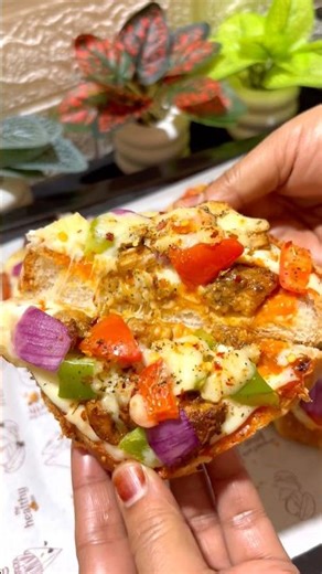 Easy pizza recipe 🤤|| Home made pizza 🍕