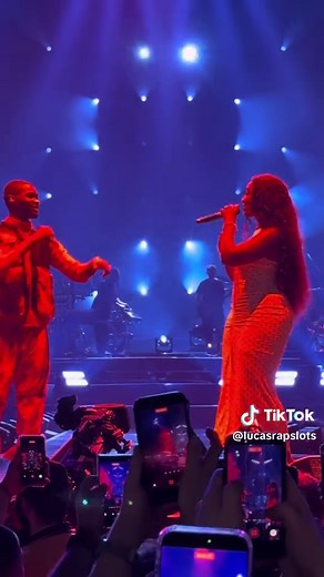 Dave Performs 'Raindance' in London with Tems