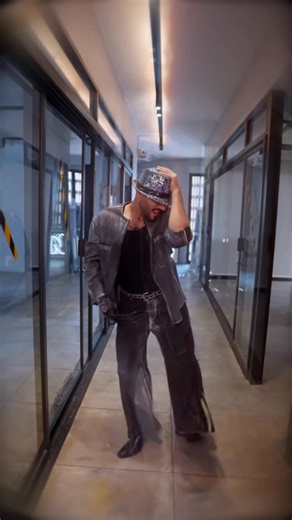 Taha G on Instagram: "My Gs I finally landed a double spin without almost falling 🙃 and I’ve managed to learn the James brown shuffle 🤩 Also why aren’t you streaming Paanch?"