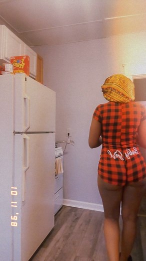 Jaquanza Harris on Instagram: "Cook some breakfast with me ‼️💕🏆#viral #explorepage #explore #viral #tictok #explorepage✨ #tiktok"