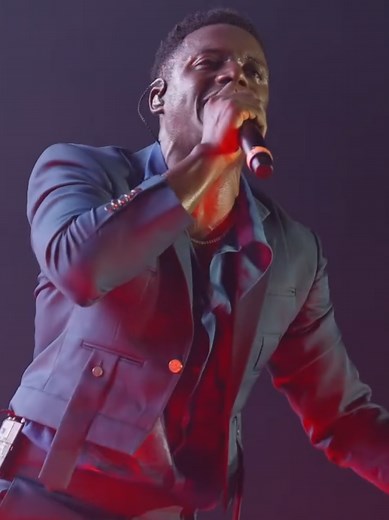 @Romain Virgo - Soul Provider ✨️ | Live at Dominica's World Creole Music Festival 2025. 🎬Video: @media.LINX ❤️💛💚 #romainvirgo #dominica #reggae #soul #vibes
