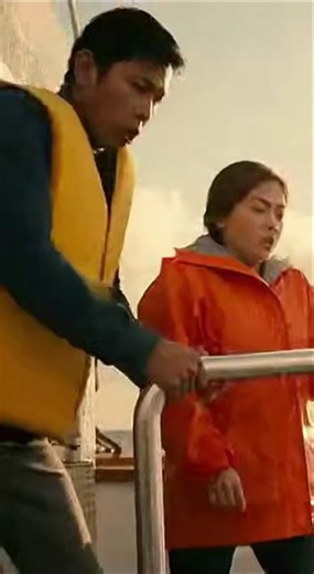 Giant Snake Fishes Suddenly Attack a Ship in the Open Ocean #SnakeFish #OceanAttack #SeaMonster #Oce