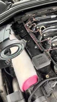 BMW 530D 2005 Simple air filter replacement