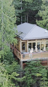 Once you've been here, a scented candle just won't cut it. Vrbo is recognizing its best-in-class vacation homes across Canada as the 2023 Vacation Homes of the Year. Explore this breathtaking home: bit.ly/3IA3NQQ | Vrbo