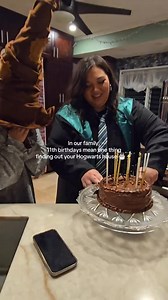 438K views · 11K reactions | the sorting cake  tt @harayahouse ❤️ #bookloverswriting #harrypotter #sortinghat #Gryffindor #Hufflepuff #Slytherin #Ravenclaw #jkrowling #hogwarts #books #booklovers | Bookloverswriting | Facebook