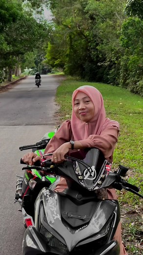 cantik banget sih mama siapa