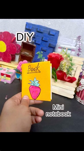 DIY mini notebook #ideas#shorts#😱#diy#thezanrcraftcorner ………