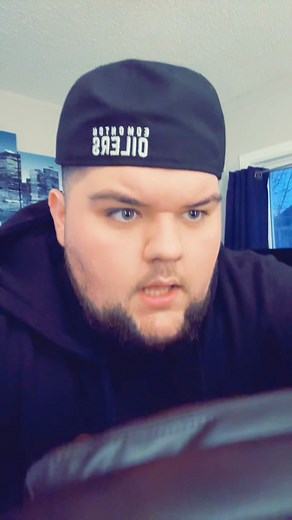 429K views · 8.5K reactions | WHAT COLOUR DO THEY PUT ON BALD PEOPLES DRIVERS LICENSE #reel #reels #facebookreels #fbreels23 #funnyreels #comedy #funnyvideos #INeedAnswers | jesse_geneau | Facebook