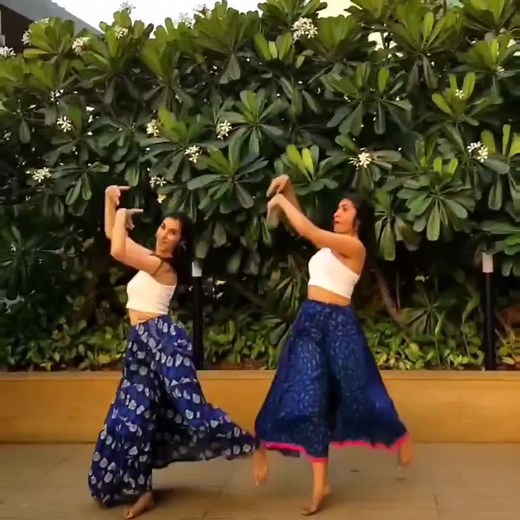 They're just absolutely flawless! ❤️💃🏻 | One Dance