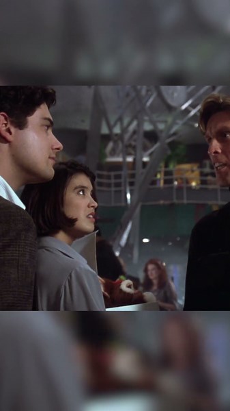 Gremlins 2: Daniel Clamp meets Gizmo