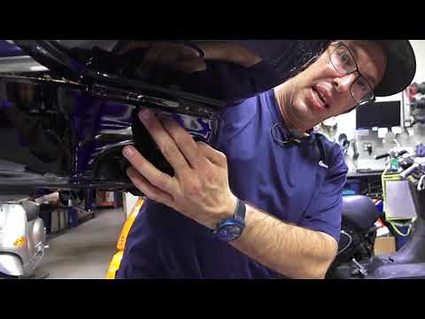 How to Install a Vespa Topcase