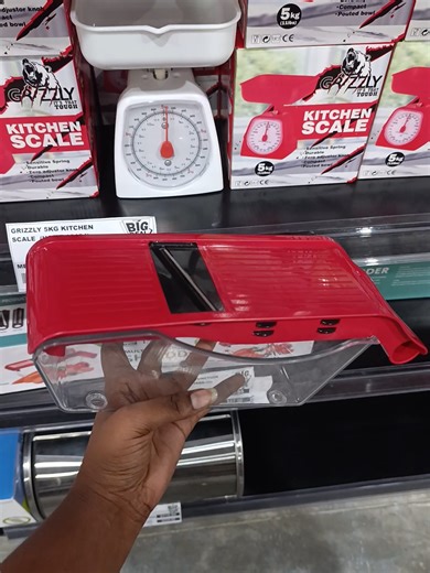 🍎 Kitchen upgrades made easy ✨ 🔪 Multifunction Shredder – $47.50 🥣 2L Cereal Dispenser – $69.95 ⚡ Rechargeable Food Processor – $69.95 🍏 Apple Peeler – $61.95 ⚖️ Grizzly Kitchen Scale – $38.95 📍 Big Deal Shoppers Club, San Juan #BigDealShoppersClub