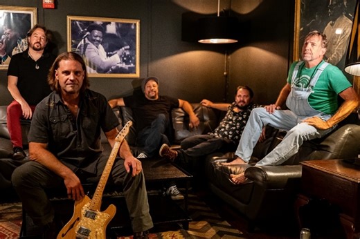 New Orleans' Honey Island Swamp Band Keep It Tight & Bluesy On Joyful 'Custom Deluxe' (ALBUM REVIEW) - Glide Magazine