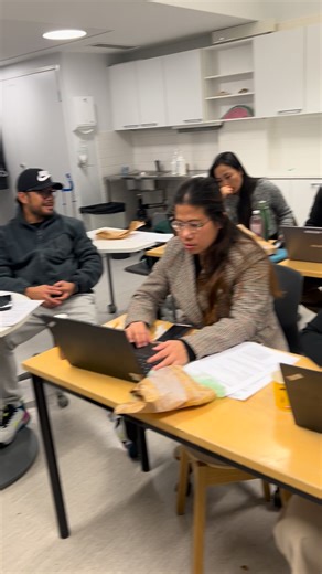 Monday school day mga busy sa pa assigment ni teacher ako chill lang hahahaha. #monday #fbpost2025シ | May Canceran