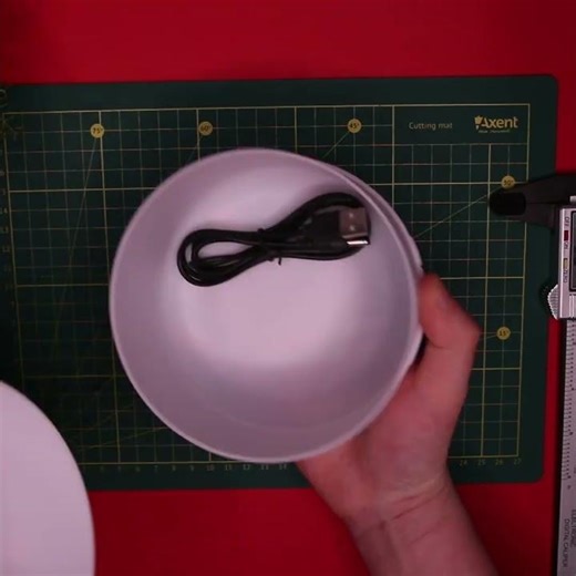 Leaks More Than It Humidifies…