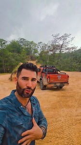 Mazda BT-50 4x4. es una Pick Up que si vas a utilizar para trabajo, deporte, ciudad o Off Road es la opción perfecta en el mercado de Pick Up Diésel por su torque, tecnología, pero sobre todo por lo ahorrativa que es para carretera y distancias largas. #mazdabt50 #mazdabt504x4 #mazdaoffroad #mazdadiesel | Rutas Todoterreno