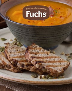 82K views · 284 reactions | ¿Día de frío? Nada como una crema de zapallo con unas ricas y calientes tostadas con pan Fuch de Calabaza y Nuez para combatirlo. | Fuchs | Facebook