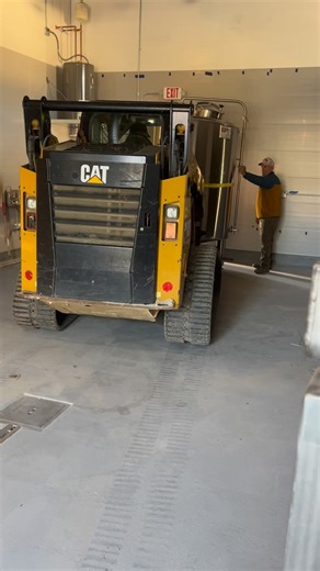The 20 bbl hot liquor tank arrives at the the brewery. Now we can get the brewhouse set in place. #newenonbrewing #enonentertainmentdistrict #craftbeer #enon | New Enon Brewing