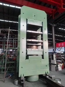 [Hot Item] Rubber Press Vulcanizing Machine /Rubber Plate /Rubber Car Mat