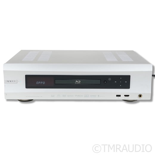 Oppo BDP-105D Universal Blu-ray Player; CD / SACD