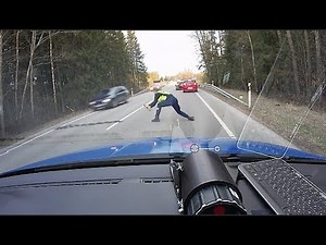 【華麗な技】警官の『スパイクストリップ』がヤバイ！！華麗な技で逃走車を一発で確保！！！