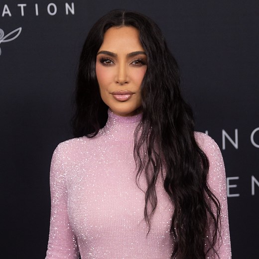 Kim Kardashian Shares Painful Red Markings on Her Legs Due to Psoriasis Flare Up