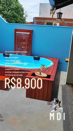 Piscina em Casa com Deck e Cascata