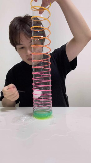 Creative Color-Changing Experiments with Spiral Objects