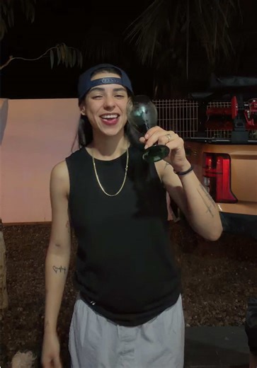 Videos de AndyBest🐴 (@andy_best) con “оригинальный звук - danchmerk”