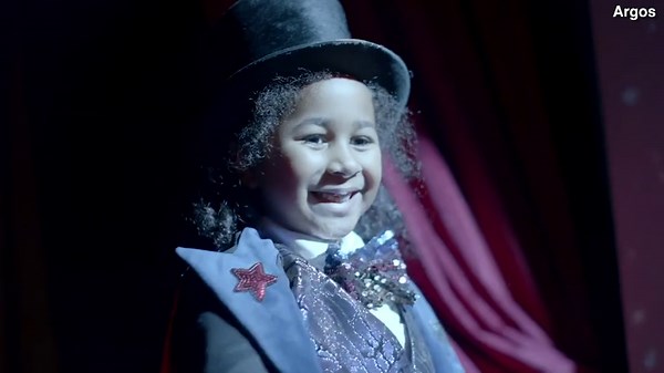 Sisters wow with incredible magic show in Argos Christmas advert