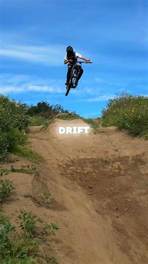 Top 3 Easy Cycle Stunts Fo Beginners 🔥 #mtb #shorts