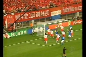 41K views · 393 reactions | #OnThisDay in World Cup 2002. One of the most controversial matches in World Cup history: South Korea knocks out Italy in 2002 after extra time and some highly debated refereeing decisions. | Nostalgia Futbolera | Facebook