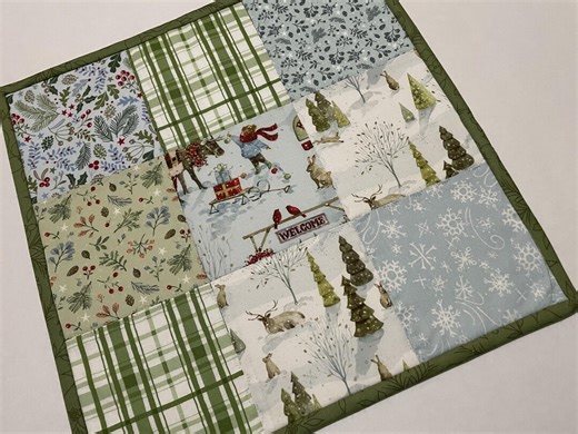 Christmas Trees Quilted Table Topper, Winter Quilted Table Runner, Forest Theme Quilt, Reversible Table Topper, 14" X 14" - Etsy