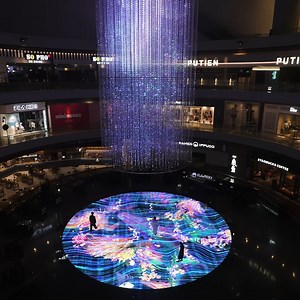 Newly transformed artwork spaces in “Digital Light Canvas” and “Future World” at Marina Bay Sands in Singapore unveiled as part of major renewal. On view from Nov 26. “Digital Light Canvas by teamLab” Introduction of a new space featuring an ecosystem created by various creatures drawn by visitors https://www.teamlab.art/e/digitallightcanvas/ “Future World: Where Art Meets Science”, ArtScience Museum Three new artwork spaces revealed https://www.teamlab.art/e/artsciencemuseum/ ・ シンガポール・マリーナベイ・サン