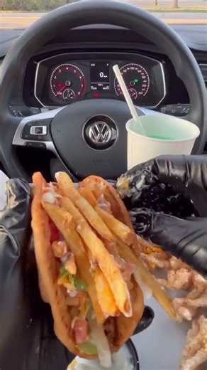 Taco Bell Crunchy Taco Mukbang ASMR 🌮🔔 | Taco Bell Canada Part 2