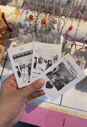 Finally cobain Receipt Photobooth di Pekanbaruu!!! Jujurr iniii lucuu bangettt, dan harganya cuma 15k/session✨‼️ Include: - 3 mini print - 10 take photos - Soft file (free airdrop) Buruann ajakin bestie kamuu, 📍Cute Store Twins Jln. Merak, kampung Melayu, Pekanbaru (Di belakang local dealer) #receiptphotobooth #photoboothpekanbaru #photobooth #ramadan #rayapenuhrasa