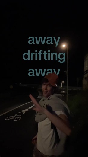 Wave after wave, wave after wave 🌊 | Waves - robin Schulz radio edit | Mr. Probz, Robin Schulz | #waves #robinschulz #mrprobz #lyrics #bernardothoelken