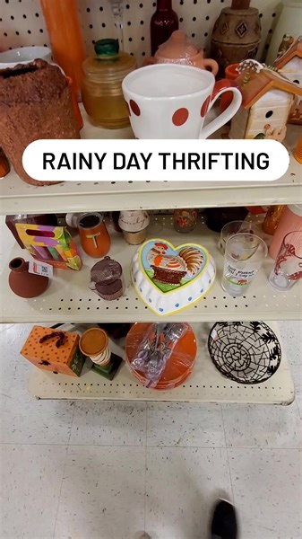 It's always a good trip to Goodwill when I find my favorite pottery for just $2!! #buysecondhandfirst #thriftstorefinds #thriftshop #thriftfinds #buysecondhand #thrifted #strawberryshortcake #pottery #cocacola #retro #goodwill #goodwillfinds #goodwillfinding | Good Will Finding