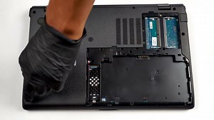 Inside Fujitsu LifeBook A3510 - disassembly and upgrade options
