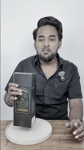 Rum Cake Review #youtubeshorts #shortsfeed #cake #review #kerala #entertainment #shorts