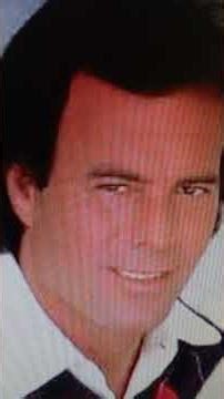 Manuela - Julio Iglesias #shortsvideo #musicapop #70s80s90smusichits