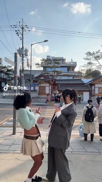Exploring Life in Seoul: TikTok Moments and Kindness